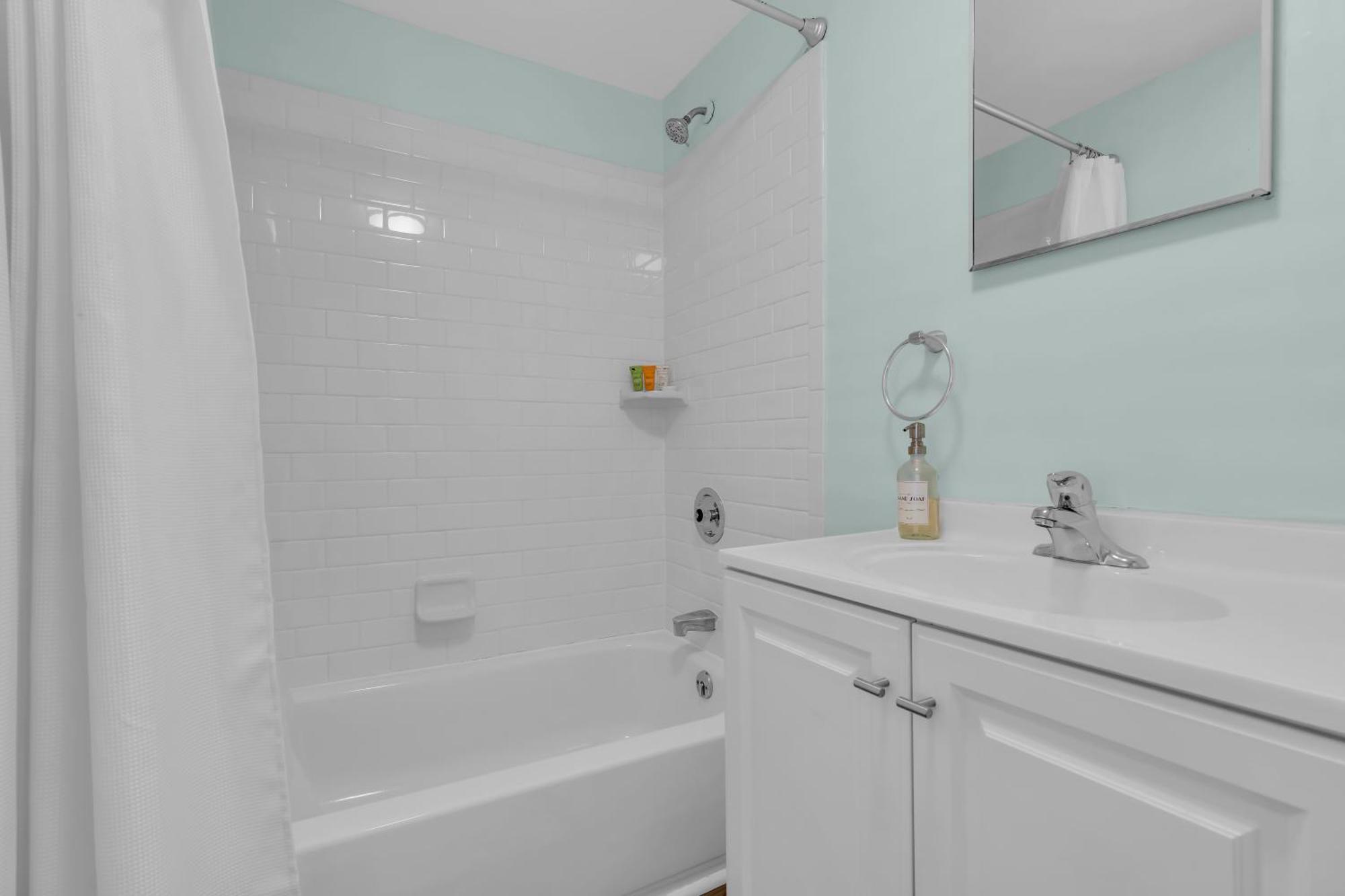 6-Min Walk To Asbury Park & Og Main St - Updated & Cozy Apartment In Historic Ocean Grove - Fire Pit & Patio - Fast Wi-Fi Buitenkant foto